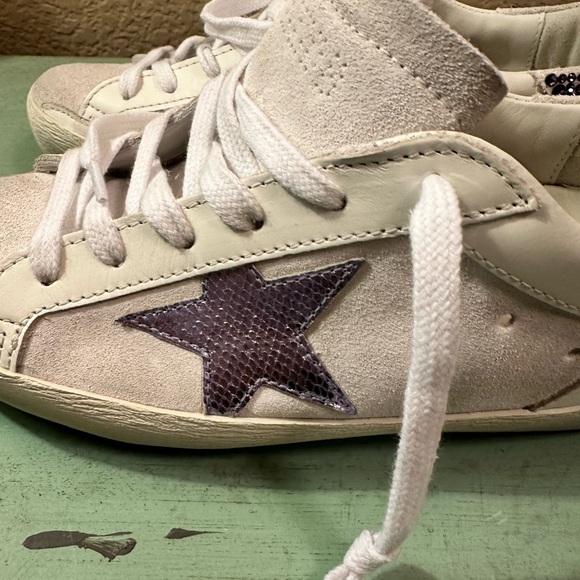 Golden Goose Superstar Shoes - Picture 5 of 10